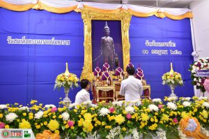 11 ก.ค.61 วางพวงมาลาถวายราชสักการะหน้าพระบรมสาทิสลักษณ์ สมเด็จพระนารายณ์มหาราช